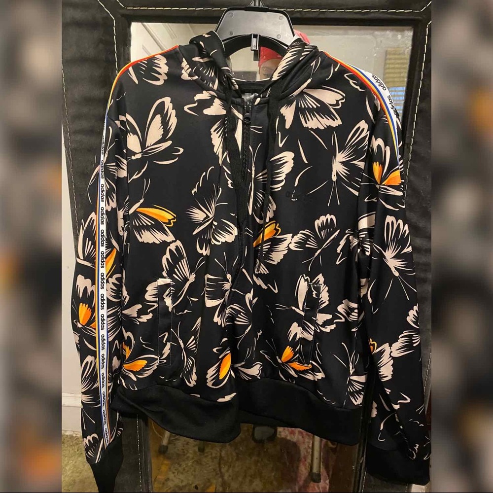🌺🌸 Adidas hoodie